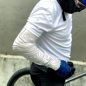 Topography Arm Sleeves (White)